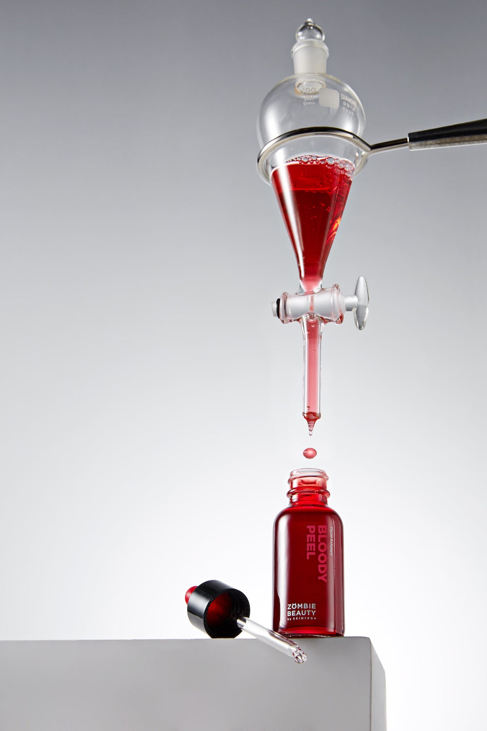 [Skin1004] ZOMBIE BEAUTY by SKIN1004 Bloody Peel 30ml