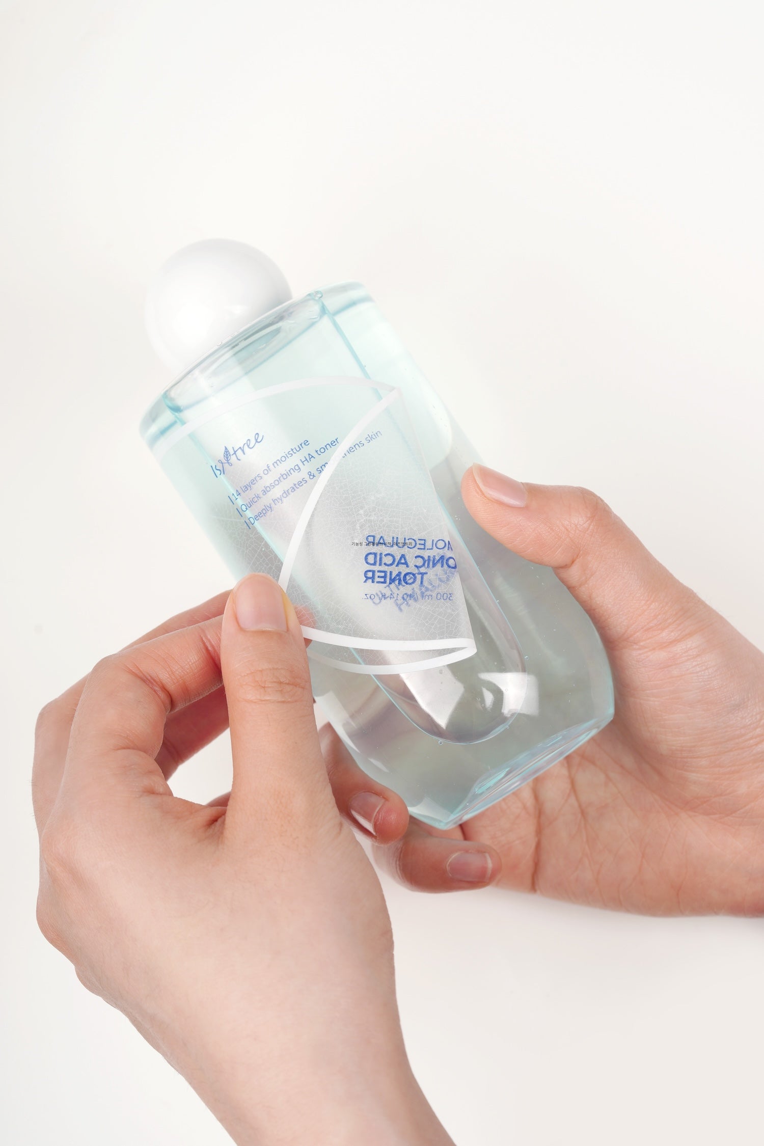 [Isntree] Tónico de ácido hialurónico de peso molecular ultrabajo 300 ml