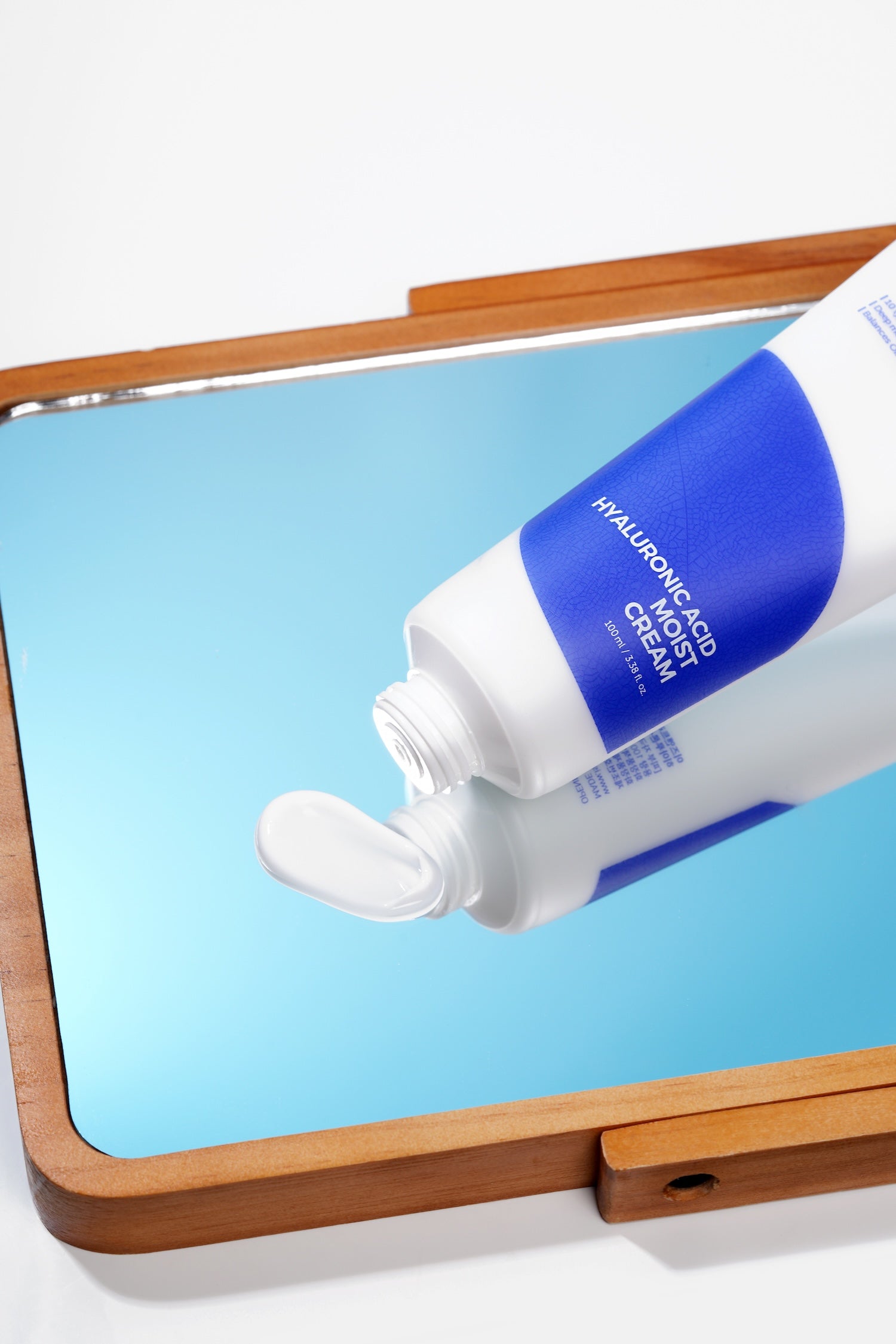 [Isntree] Crema hidratante con ácido hialurónico 100 ml