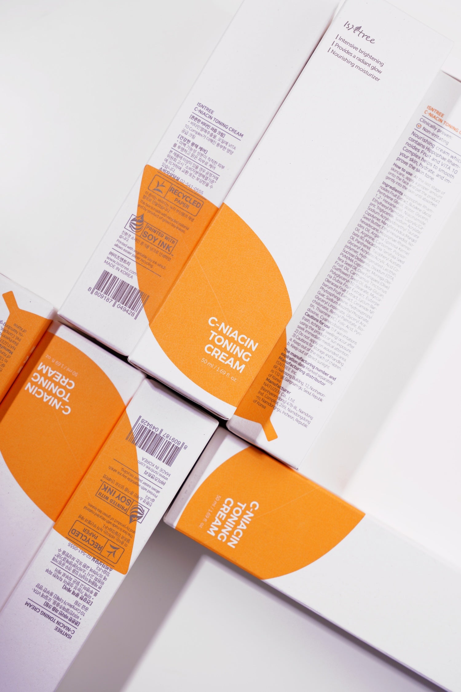 [Isntree] Crema tonificante con C-niacina 50 ml