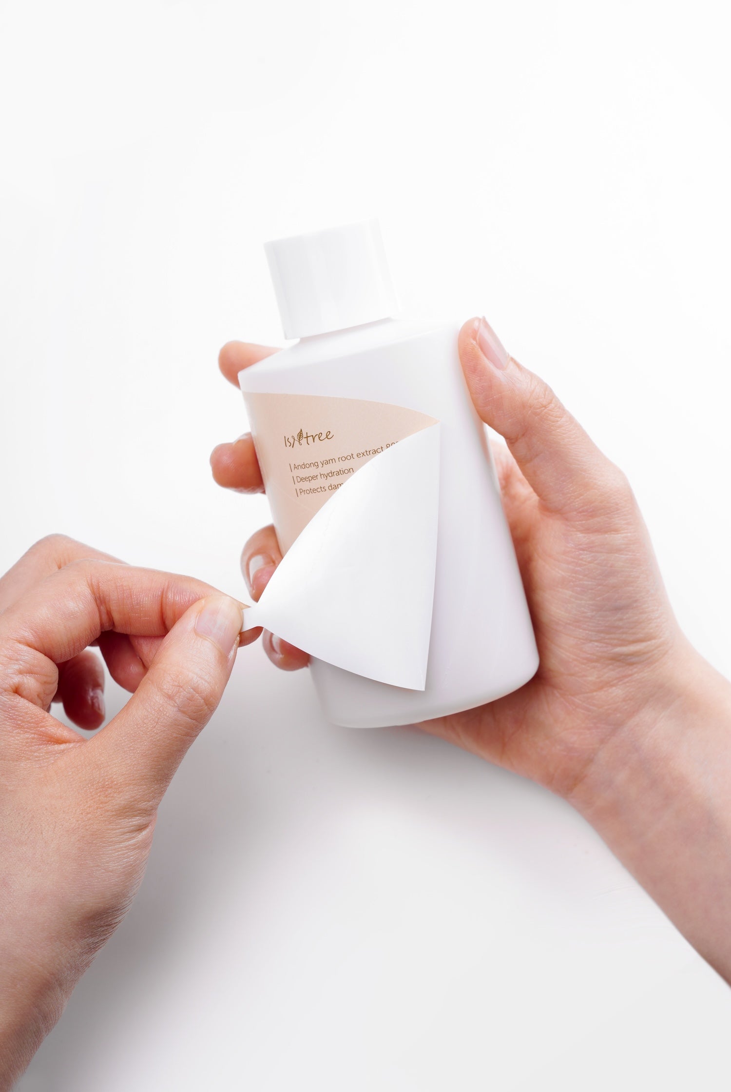 [Isntree] Tónico de leche vegana de raíz de ñame 200 ml