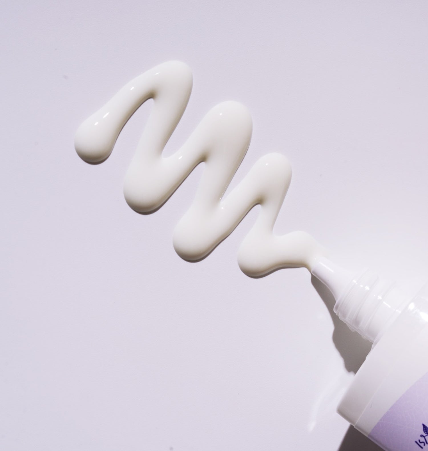 [Isntree] Crema solar fluida Onion Fresh 50 ml